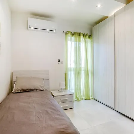 Lovely 2br 2 Mins Away From The Promenade By 360 Estates St. Paul's Bay